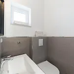 Apartman Feral