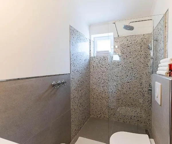 アパート Feral ツリクヴェニツァ