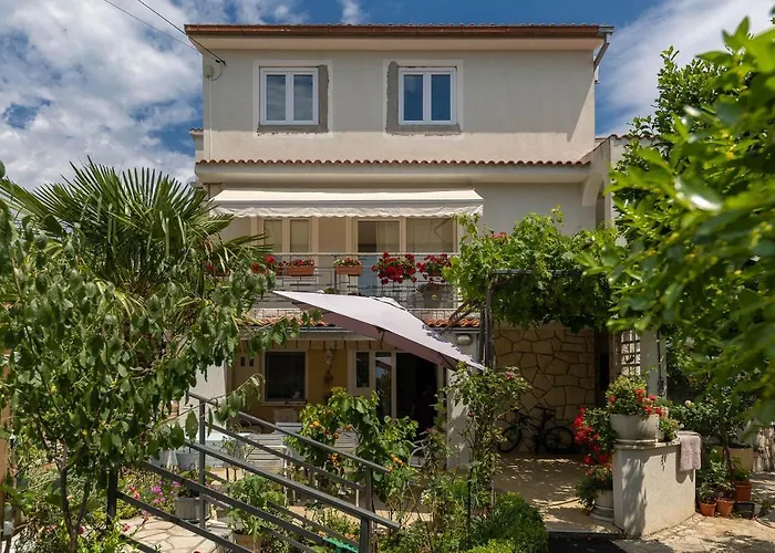 Feral アパート *